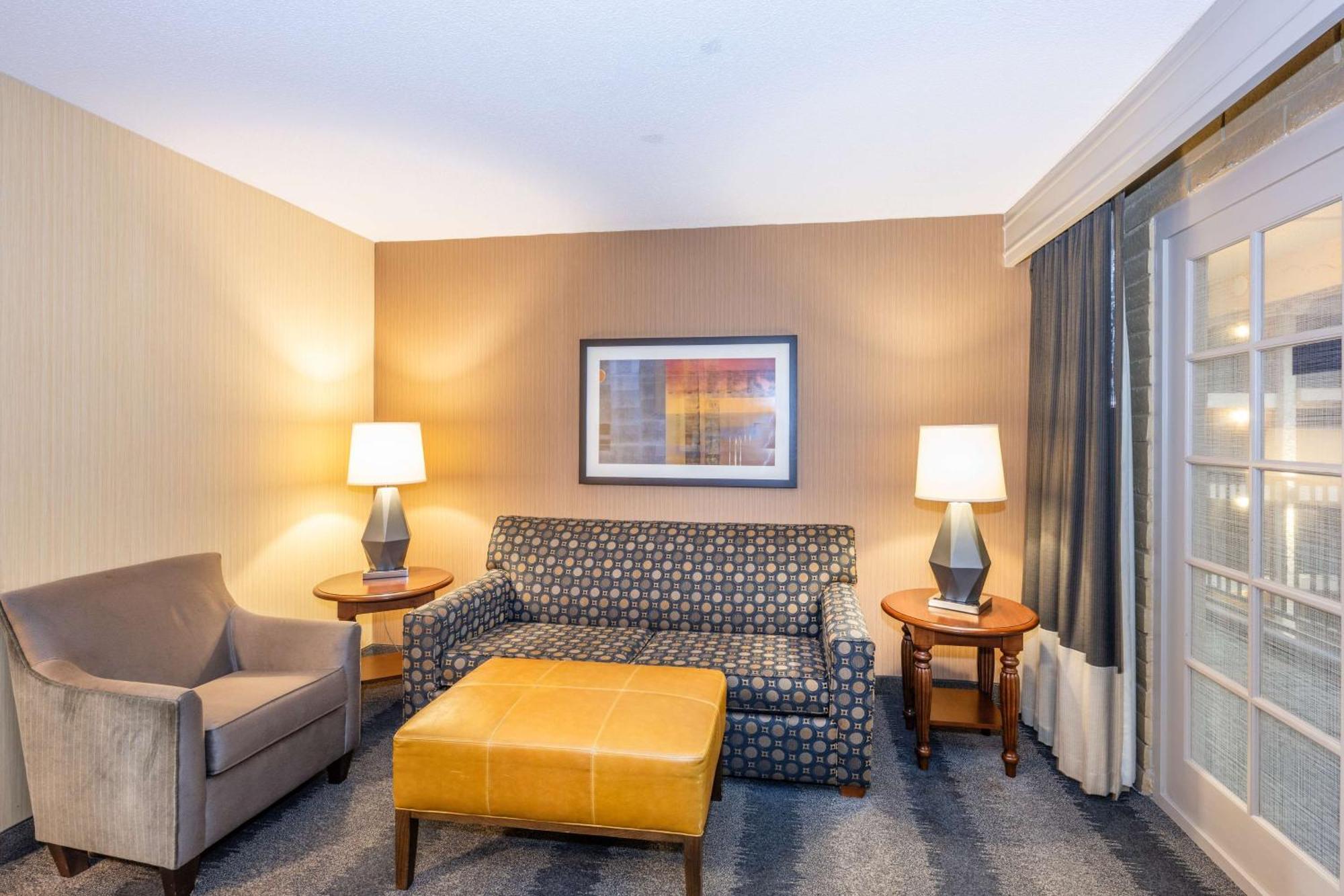 Embassy Suites By Hilton Bloomington/Minneapolis Exteriör bild