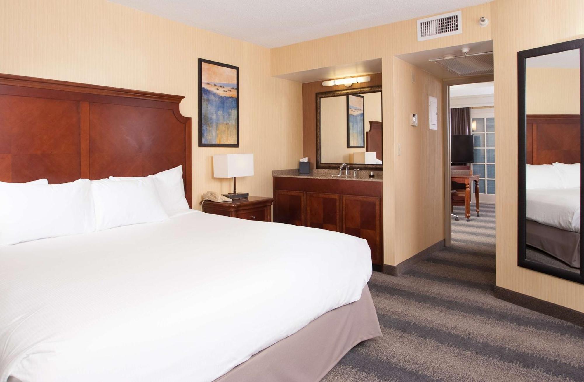 Embassy Suites By Hilton Bloomington/Minneapolis Exteriör bild