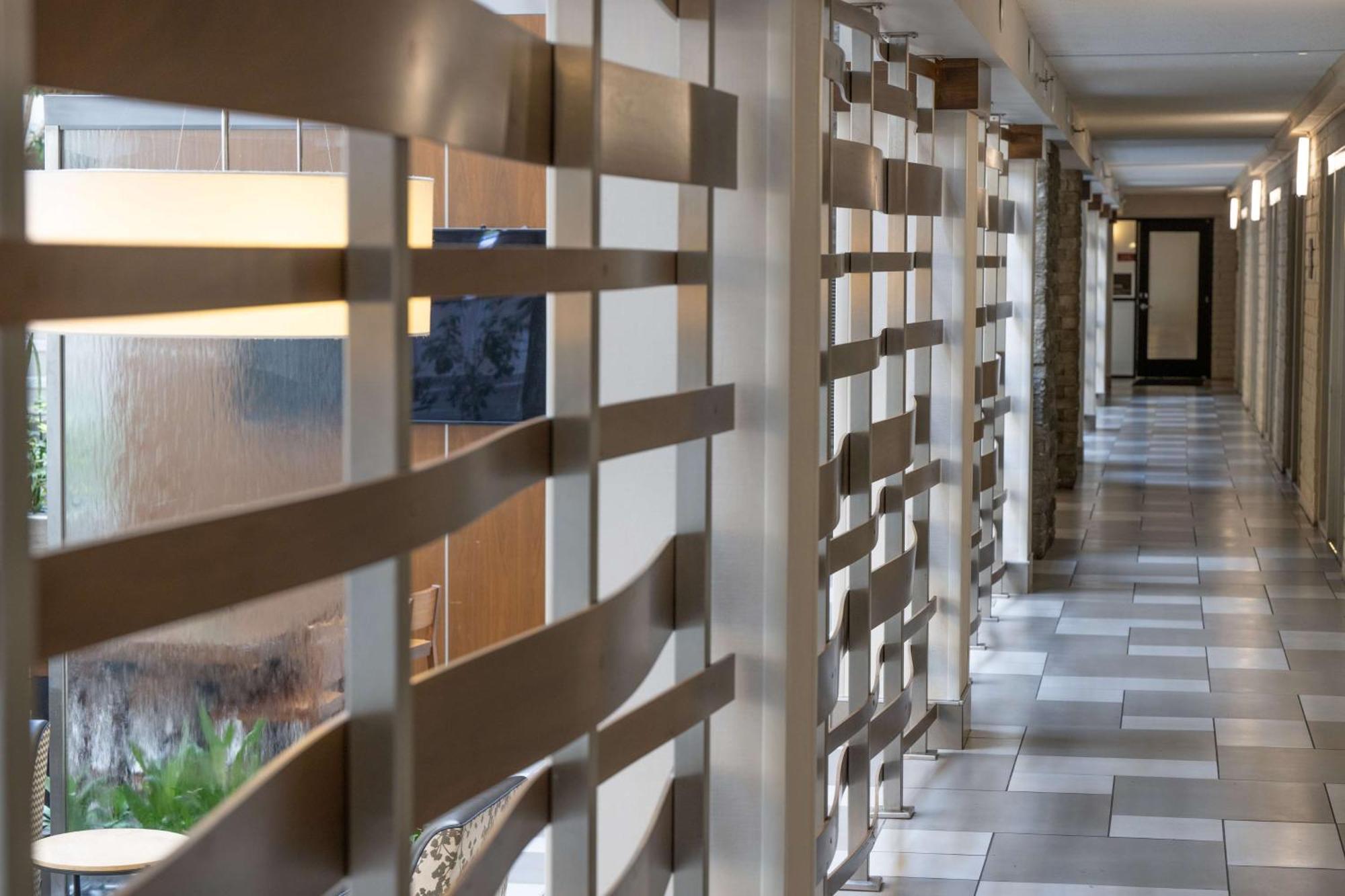 Embassy Suites By Hilton Bloomington/Minneapolis Exteriör bild