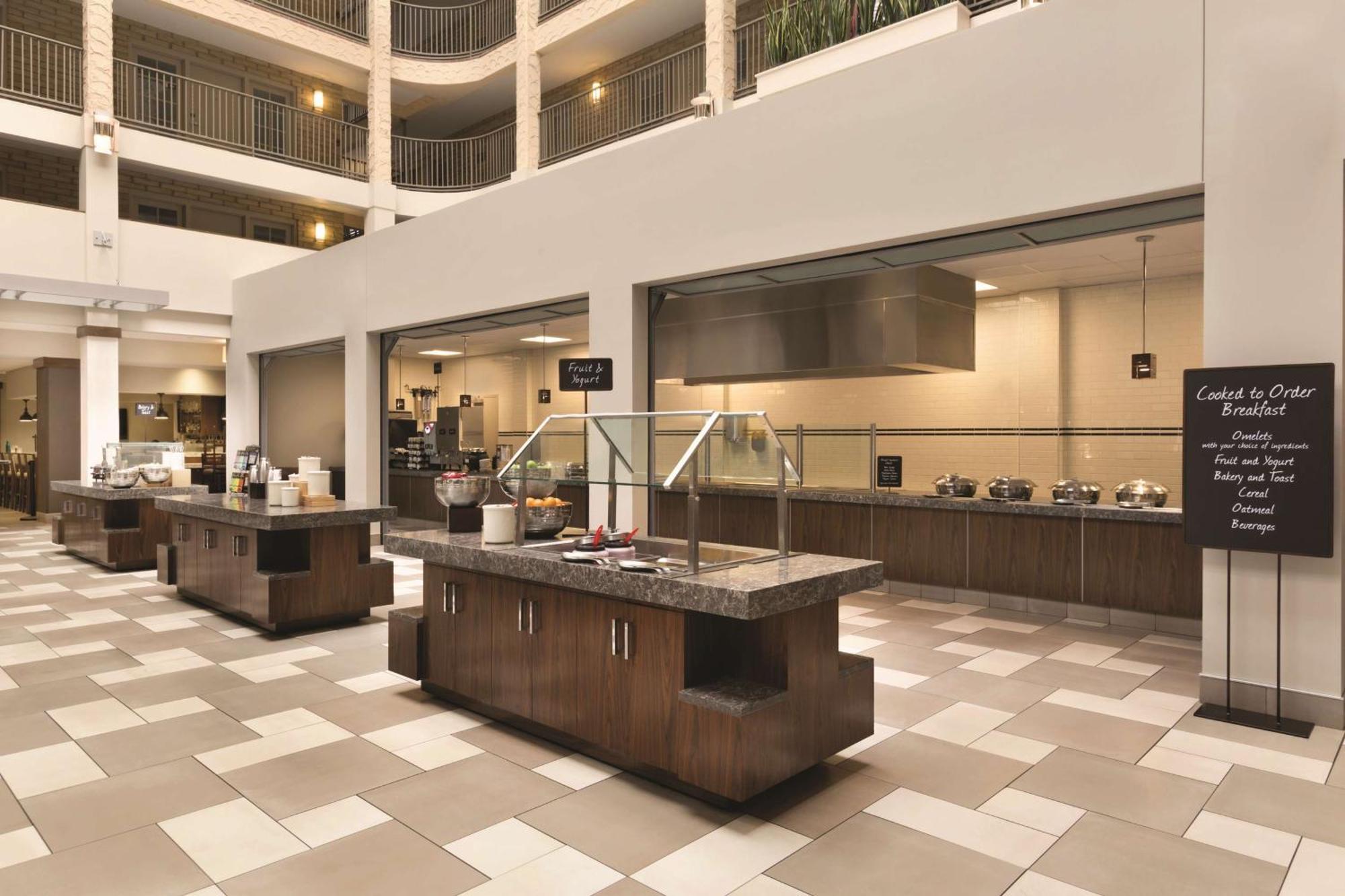 Embassy Suites By Hilton Bloomington/Minneapolis Exteriör bild