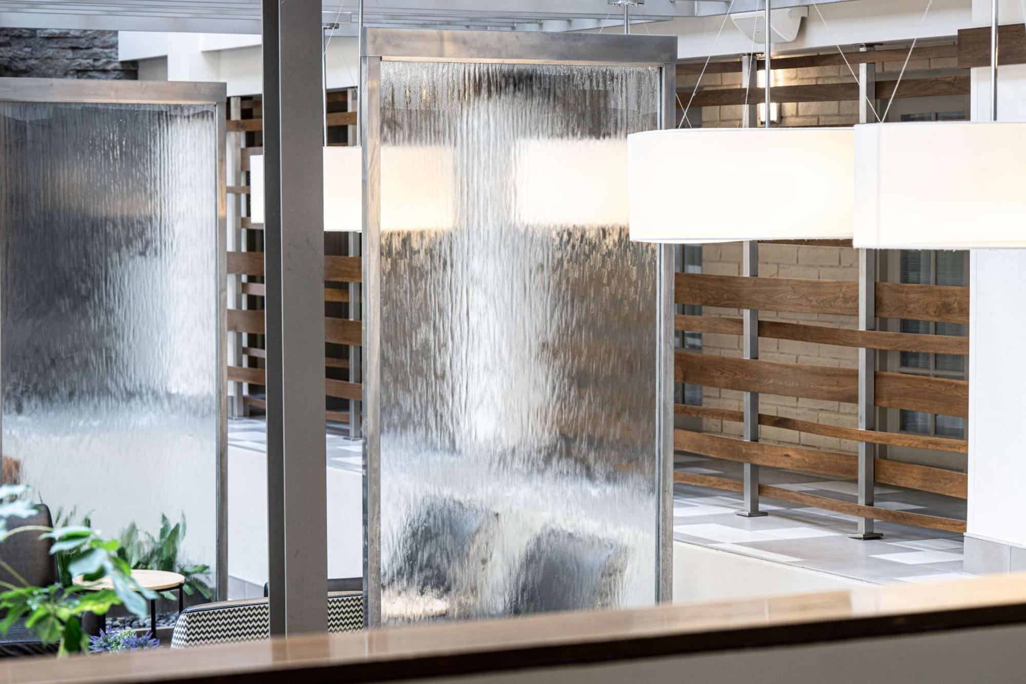 Embassy Suites By Hilton Bloomington/Minneapolis Exteriör bild